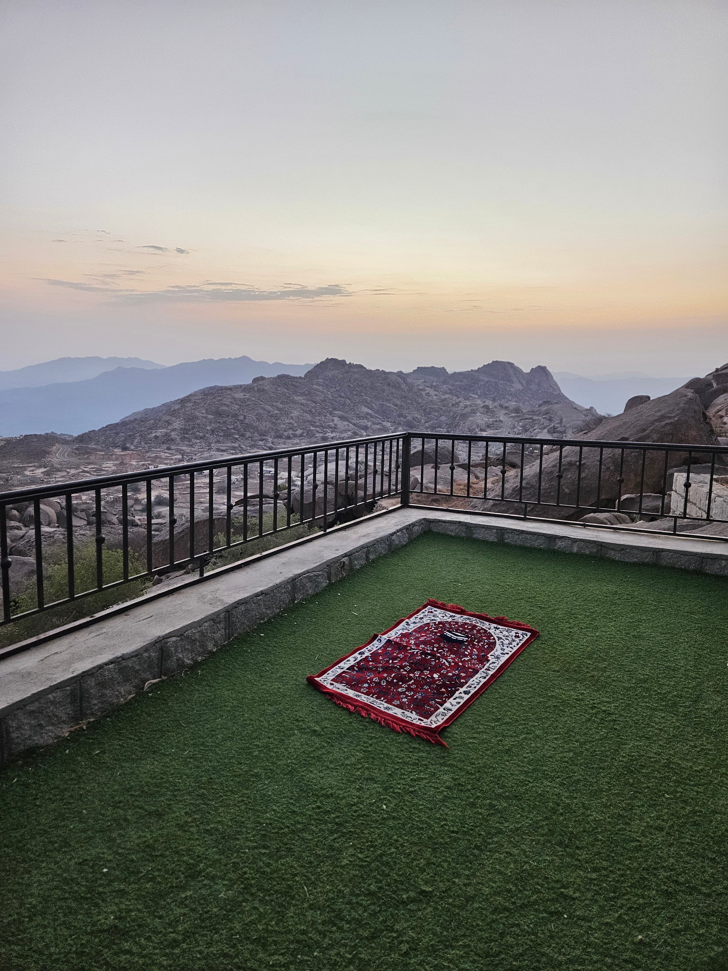 Shada Mountain – Shamsii